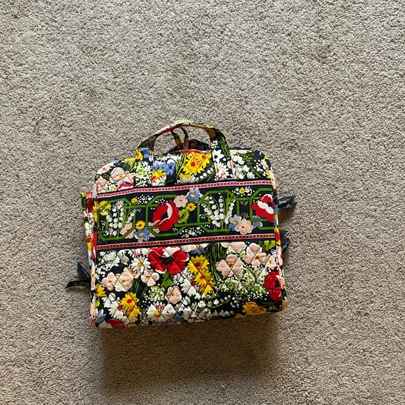 Vera Bradley’s Hanging Travel Toiletry Organizer - Picture 6 of 6
